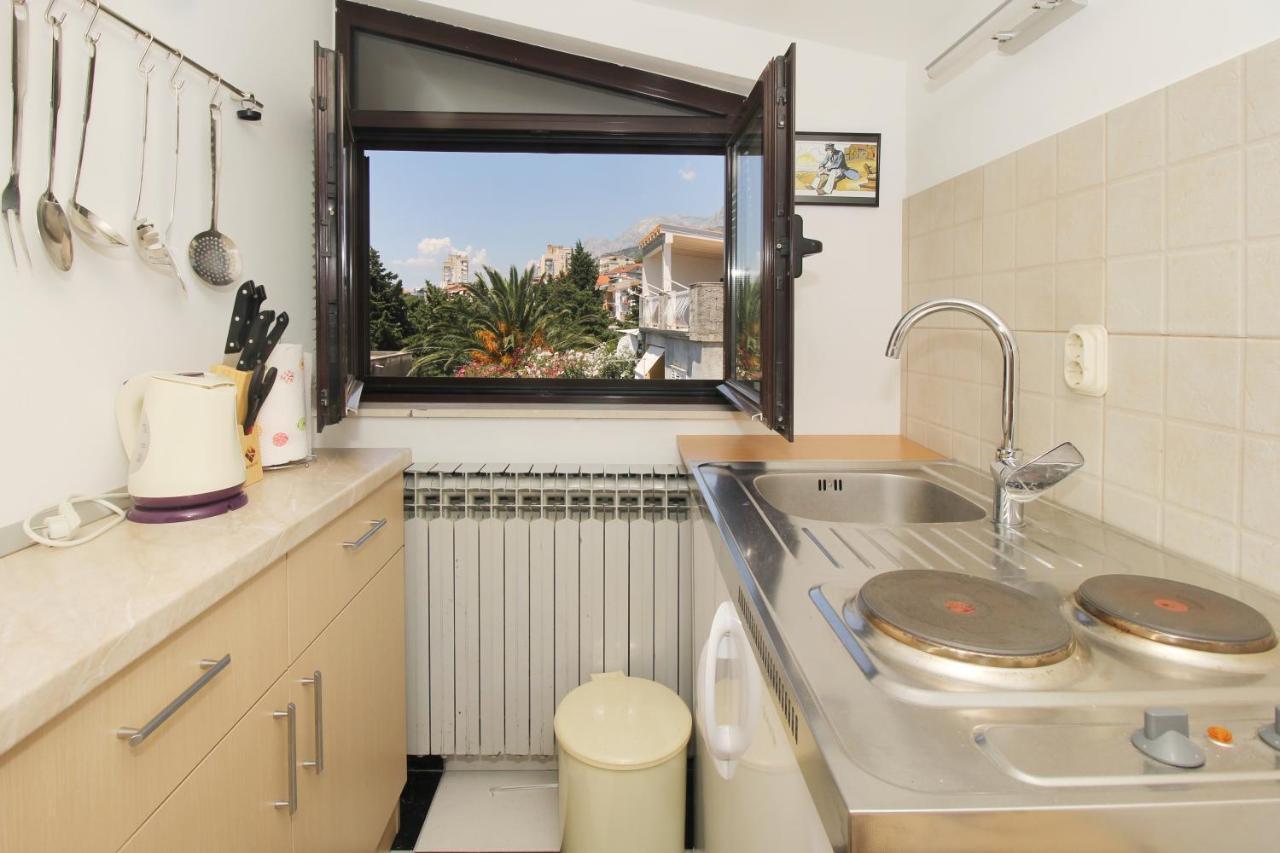 Obradovic Rooms & Apartments Макарска Экстерьер фото